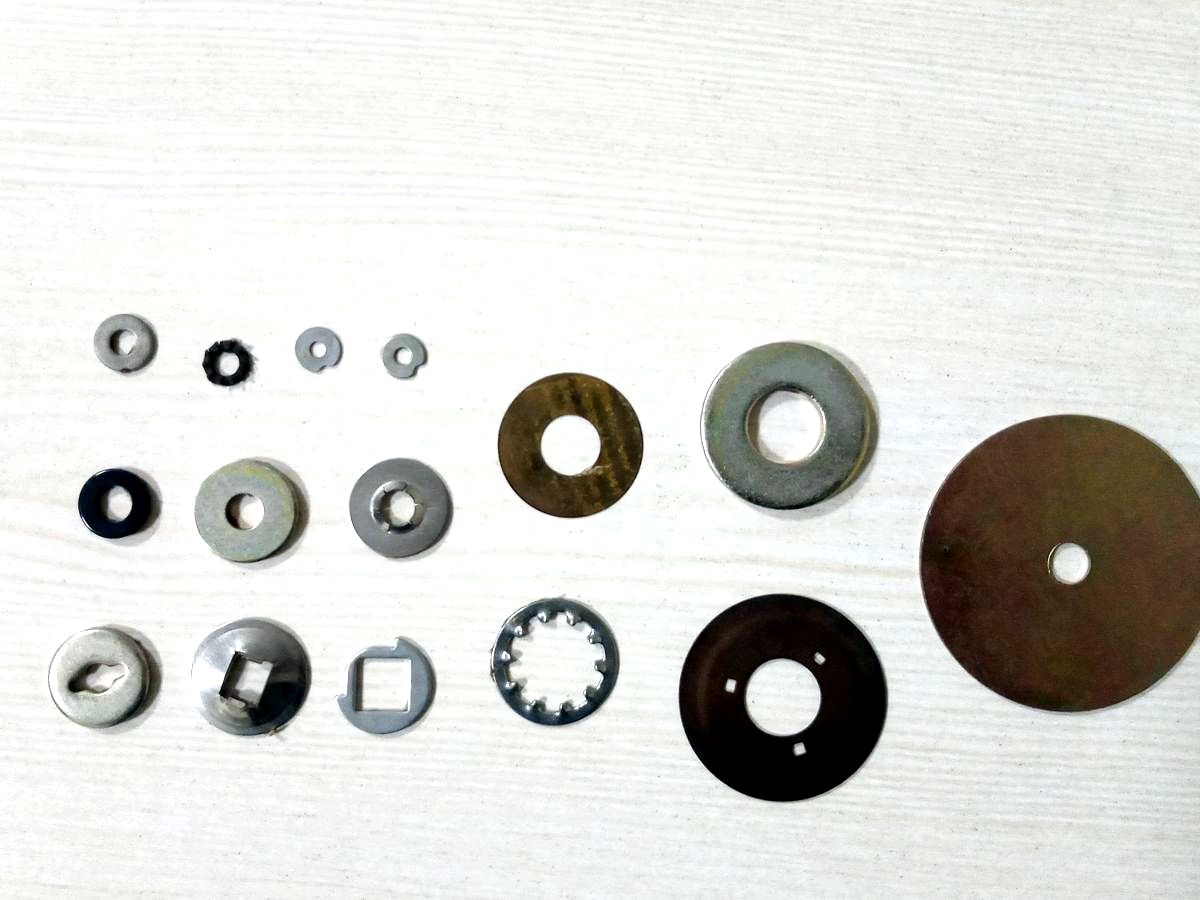 Assorted washers